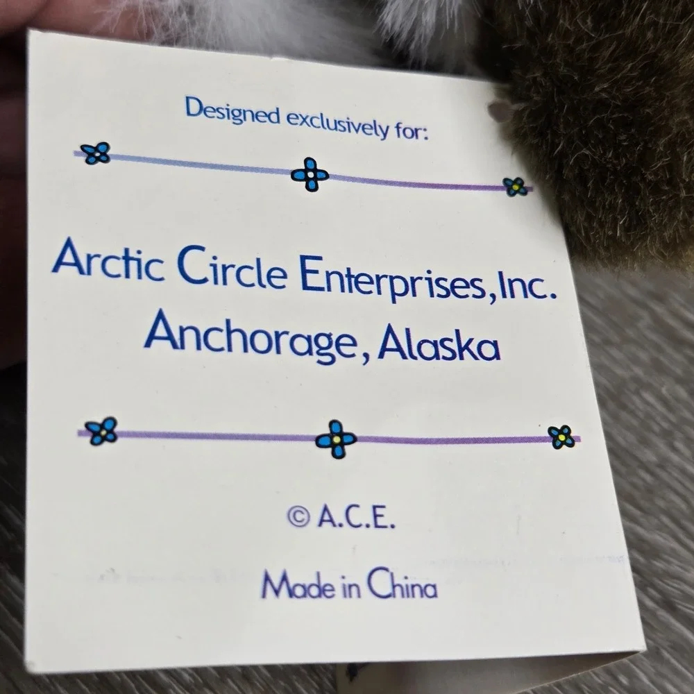 Alaskan Friends Native Style Doll Arctic Circle Enterprises Anchorage Alaska NWT